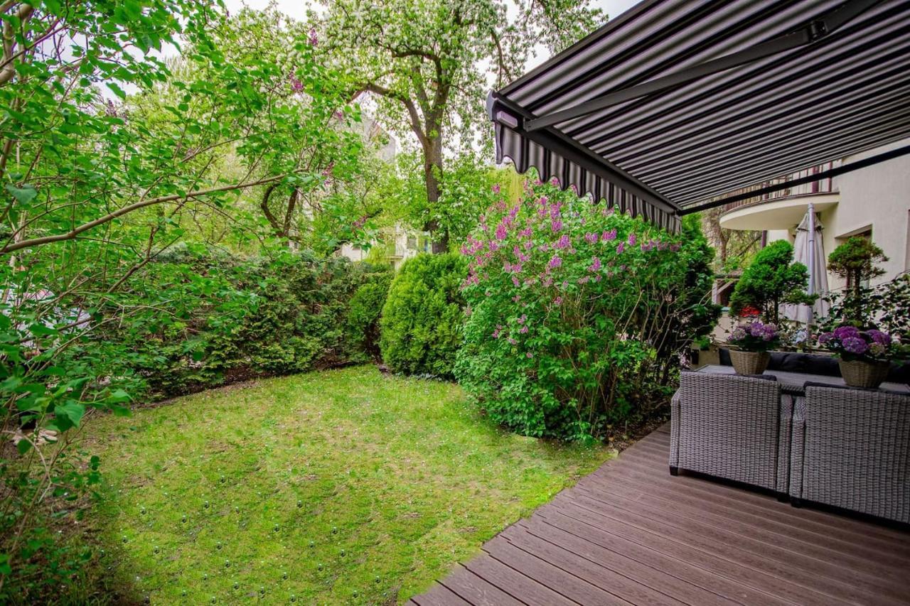 Inpoint 2-Bedrooms Apartment With Private Garden And Free Parking Krasków Exterior foto