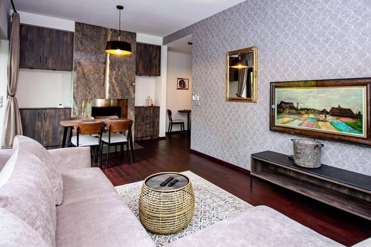Inpoint 2-Bedrooms Apartment With Private Garden And Free Parking Krasków Exterior foto