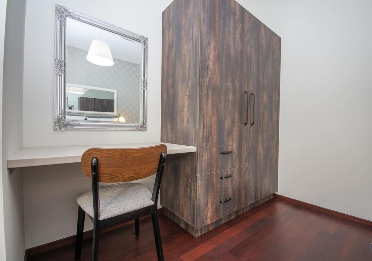 Inpoint 2-Bedrooms Apartment With Private Garden And Free Parking Krasków Exterior foto